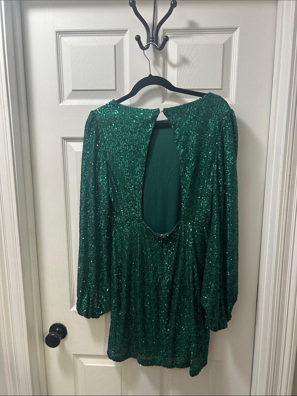 Emerald Sequin Long Sleeve Dress - Women - Picture 5 of 5